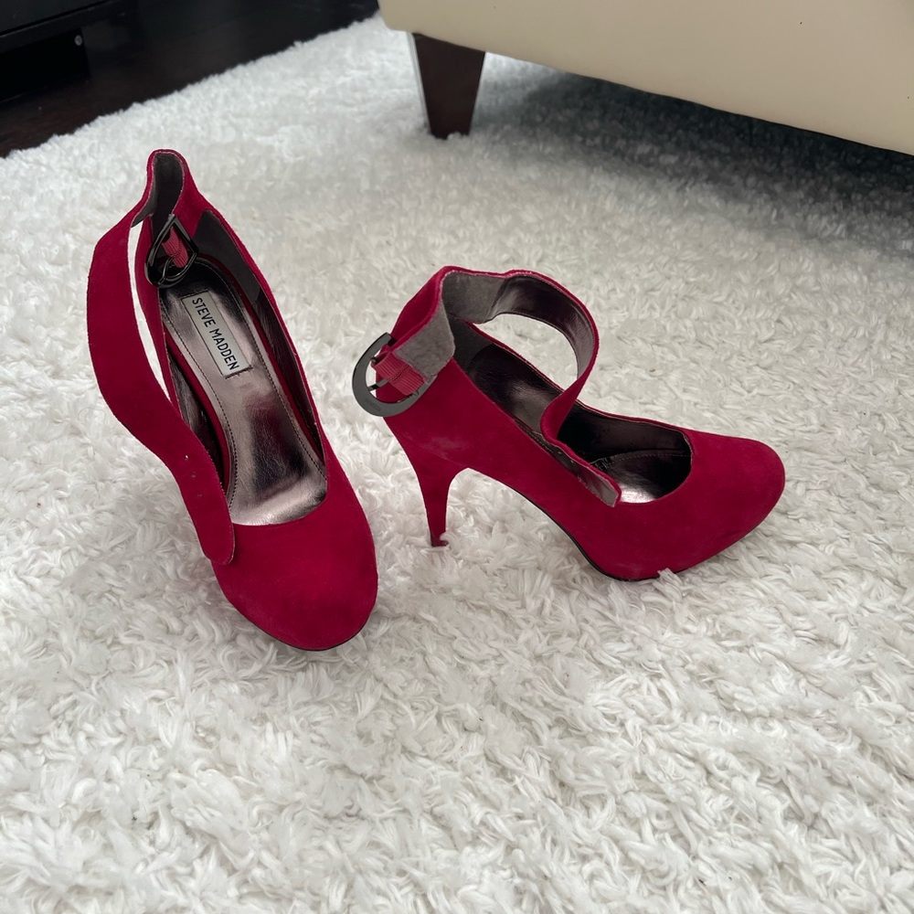 Steve Madden Bold Red Heels